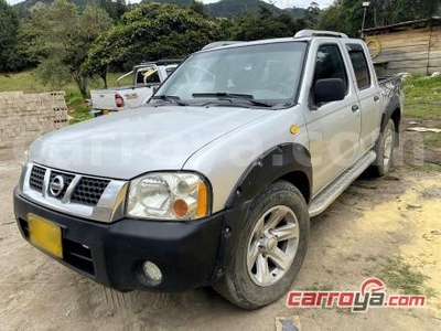 Nissan D22 Frontier 2.4 4x2 Doble Cabina DX Gasolina DH A.A 2010