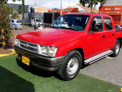 Toyota Hilux Doble Cabina | TuCarro