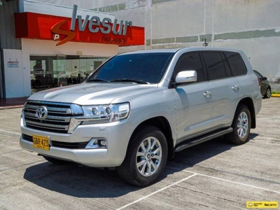 Toyota Land Cruiser 4.6 200 Vx 2019 dirección hidráulica $448.000.000