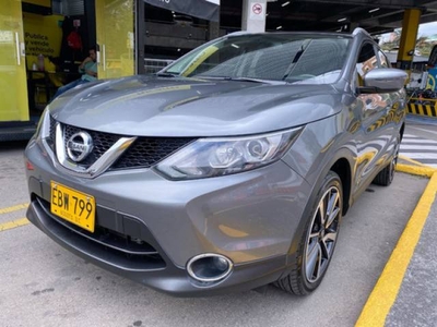 Nissan Qashqai 2.0 Exclusive 140 hp 2018 32.000 kilómetros 2.0 Usaquén