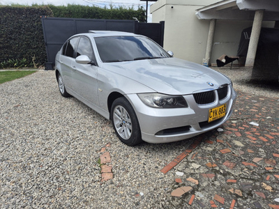 BMW Serie 3 2.0 320i E90