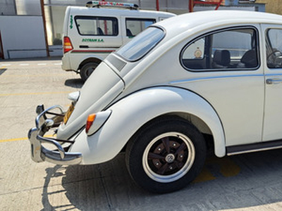 Volkswagen Escarabajo Sedan 1.6