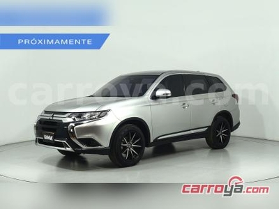 Mitsubishi Outlander 2.4 4x4 Automatica 2020