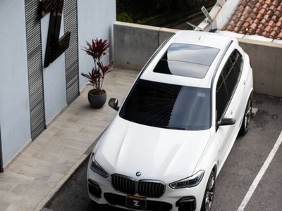 BMW X5 M50i 4.4 SUV 4x4 gasolina $350.000.000