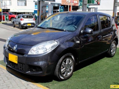 Renault Sandero 1.6 Expression gris dirección asistida $36.500.000