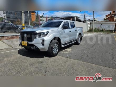 Nissan Frontier Doble Cabina 2.4L 4x2 2021