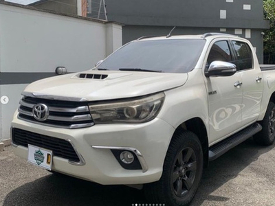 Toyota Hilux 3.0 Srv | TuCarro