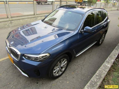 BMW X3 2.0 xDrive30i TP 2022 14.000 kilómetros azul $210.000.000