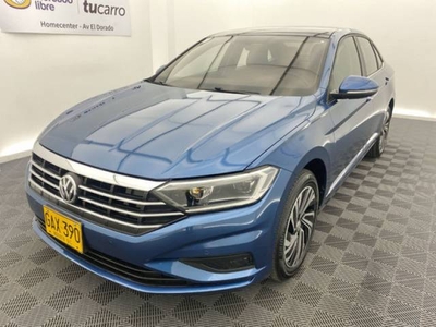 Volkswagen Jetta 1.4 Tfsi Sportline usado azul gasolina $83.500.000
