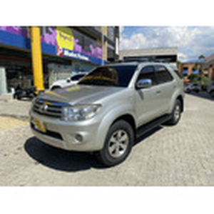 Toyota Fortuner 2.7 4x2 Automatica