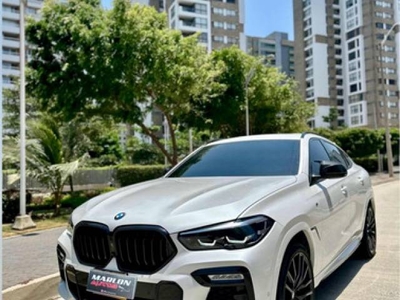 BMW X6 XDrive 40i 2022 4.4 $374.900.000