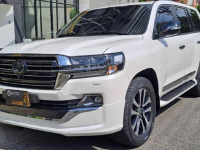 Toyota Land Cruiser SAHARA 2019 4x4 dirección hidráulica $505.000.000