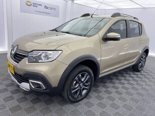 Renault Stepway 1.6 Zen usado dorado Suba