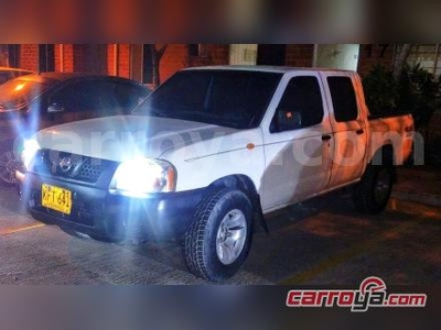 Nissan Frontier NP300 2.4 4x2 Doble Cabina 2010