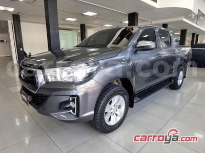 Toyota Hilux 2.7 4x4 2019