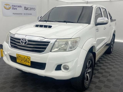 Toyota Hilux 3.0 Srv 2014 diésel $148.000.000
