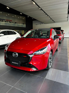 Mazda 2 Sport Lx Carbon New!
