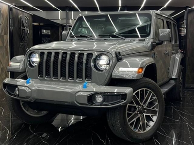 Jeep Wrangler 4XE gris $404.900.000