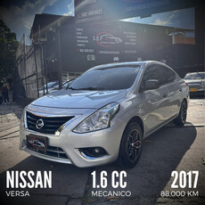 Nissan Versa 1.6 Sense
