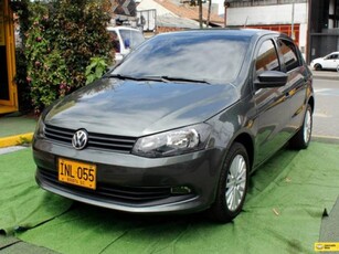 Volkswagen Gol 1.6 Trendline dirección hidráulica gris Suba