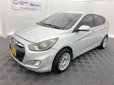 Hyundai Accent 1.4l 5 p | TuCarro