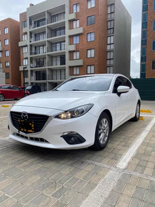 Mazda 3 2.0 Sport Touring | TuCarro