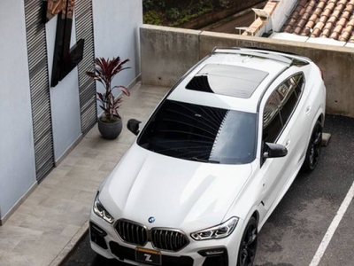 BMW X6 m50i 4.4 SUV 52.200 kilómetros $354.900.000