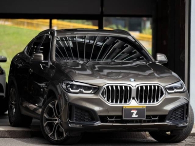 BMW X6 xdrive40i 3.0 Camioneta gasolina 18.000 kilómetros $330.000.000