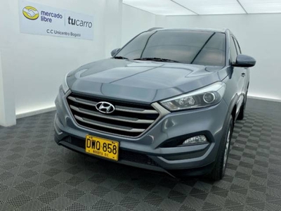 Hyundai Tucson 2.0 Gl Premium 4x2 2016 4x2 $80.000.000