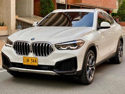 BMW X6 3.0 Xdrive40i $389.000.000
