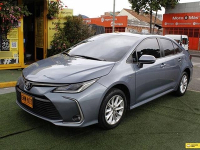 Toyota Corolla 1.8 Xe-i Hybrid usado 116.600 kilómetros dirección hidráulica Suba