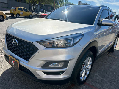 Hyundai Tucson 2.0 Gl Premium | TuCarro