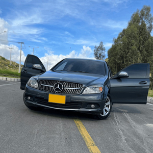 Mercedes-Benz Clase C 1.8 Elegance Trasera | TuCarro