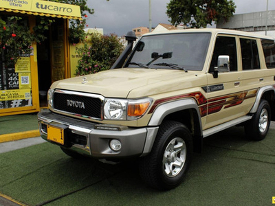 Toyota Land Cruiser Lx | TuCarro