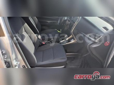 Toyota Yaris 1.5 Hatchback Automatico CVT 2022