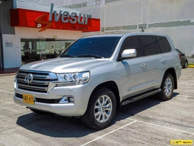 Toyota Land Cruiser 200 Vx Camioneta automático gasolina $448.000.000