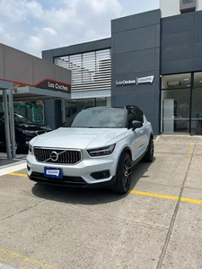 Volvo XC40 2.0 T5 Awd R-design