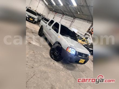 Nissan D22 Frontier 2.4 4x2 Doble Cabina DX Gasolina DH A.A 2012