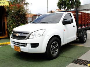 Chevrolet D-max Estacas