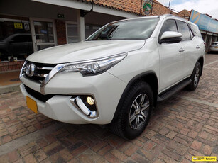 Toyota Fortuner Srv Full Equipo 2.7cc At Aa 4x2
