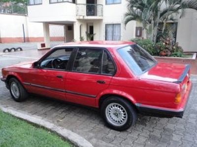 BMW 3 1985, Automática, 2,3 litres - Cali