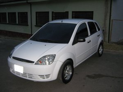 Ford Fiesta 2005, Manual, 1.6 litres - Pamplona