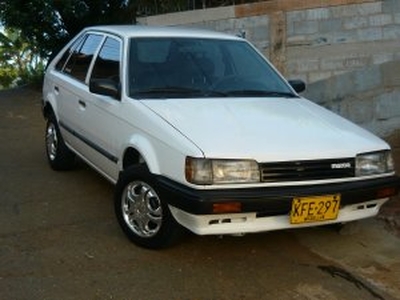 Mazda 323 1987, Manual, 1,3 litres - Medellín
