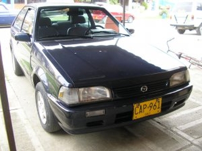 Mazda 323 1991, Manual, 1,3 litres - Cali