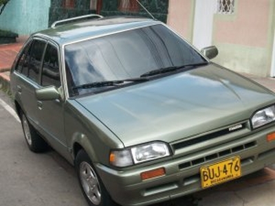 Mazda 323 1994, Manual, 1,3 litres - Bucaramanga