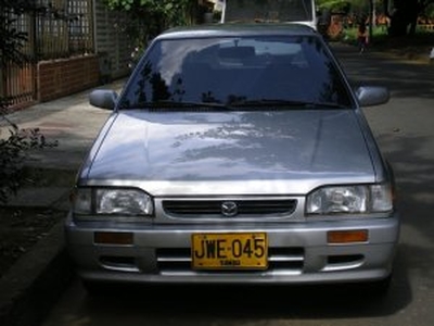 Mazda 323 1999, Manual, 1,3 litres - Cali