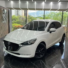 Mazda 2 HATCHBACK GRAND TOURING LX