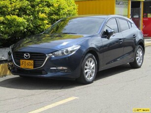 Mazda 3 2.0 Sport Touring Hatchback gasolina Delantera $63.000.000
