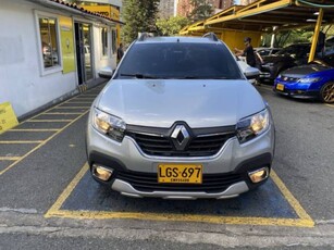 Renault Stepway 1.6 Intens Mt usado dirección hidráulica Medellín