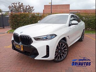 BMW X6 XDRIVE 40i Camioneta 3.0 blanco Suba